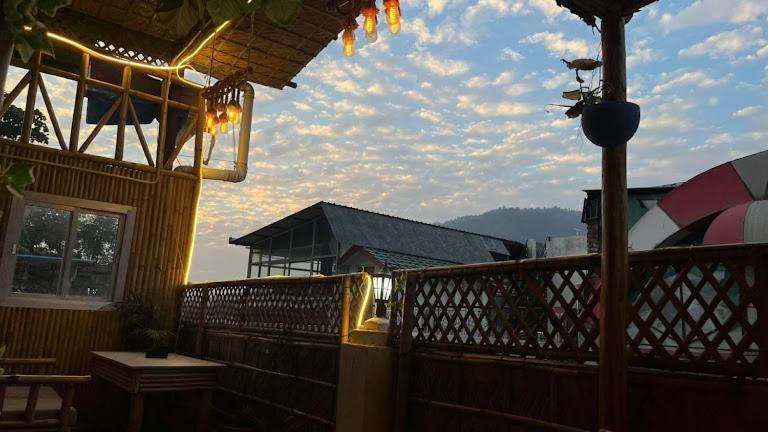 Baba'S Rishikesh Albergue Exterior foto